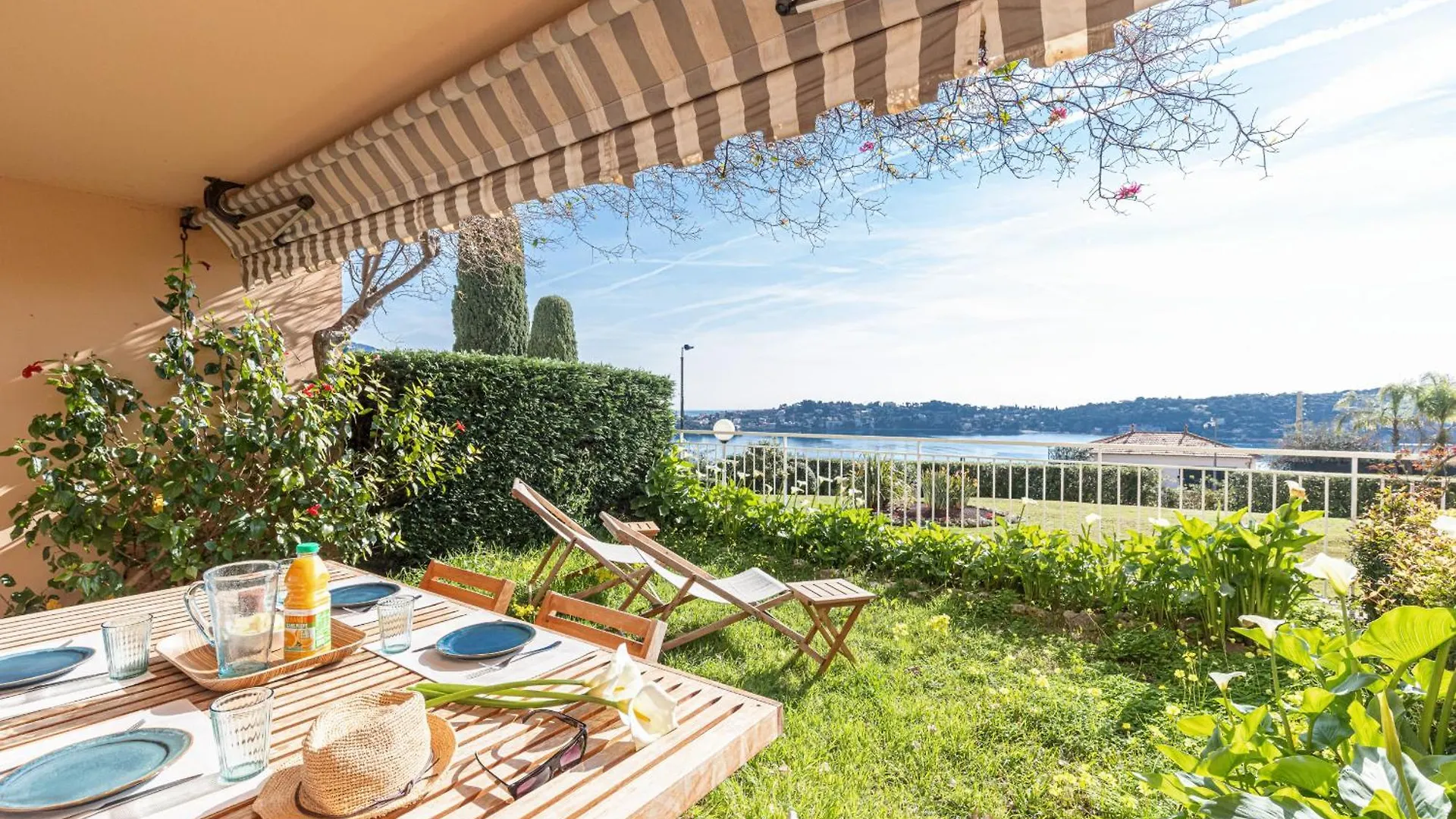 2 Bdr Villefranche-Sur-Mer Sea View Parking And Swimming Pool 0*,