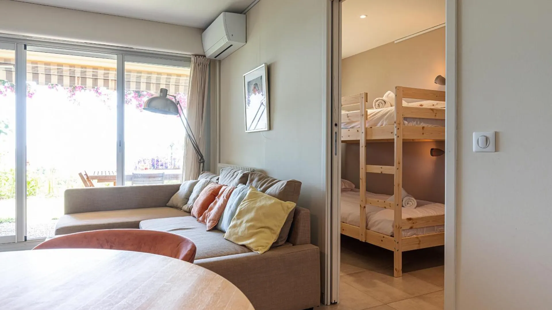 2 Bdr Villefranche-Sur-Mer Sea View Parking And Swimming Pool Apartment