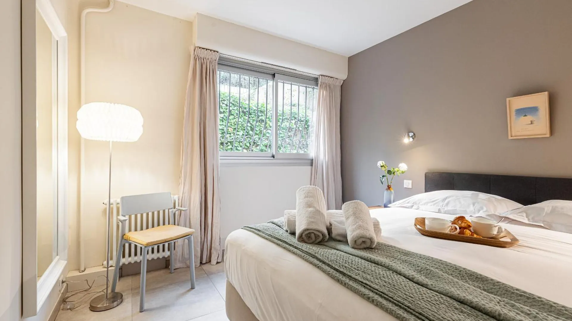 2 Bdr Villefranche-Sur-Mer Sea View Parking And Swimming Pool Apartment