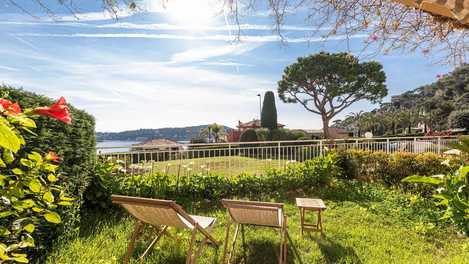 2 Bdr Villefranche-Sur-Mer Sea View Parking And Swimming Pool
