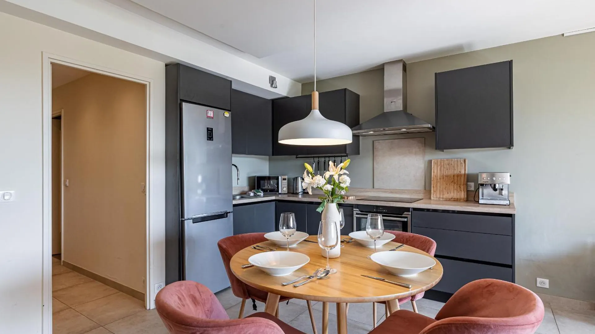 2 Bdr Villefranche-Sur-Mer Sea View Parking And Swimming Pool Apartmán
