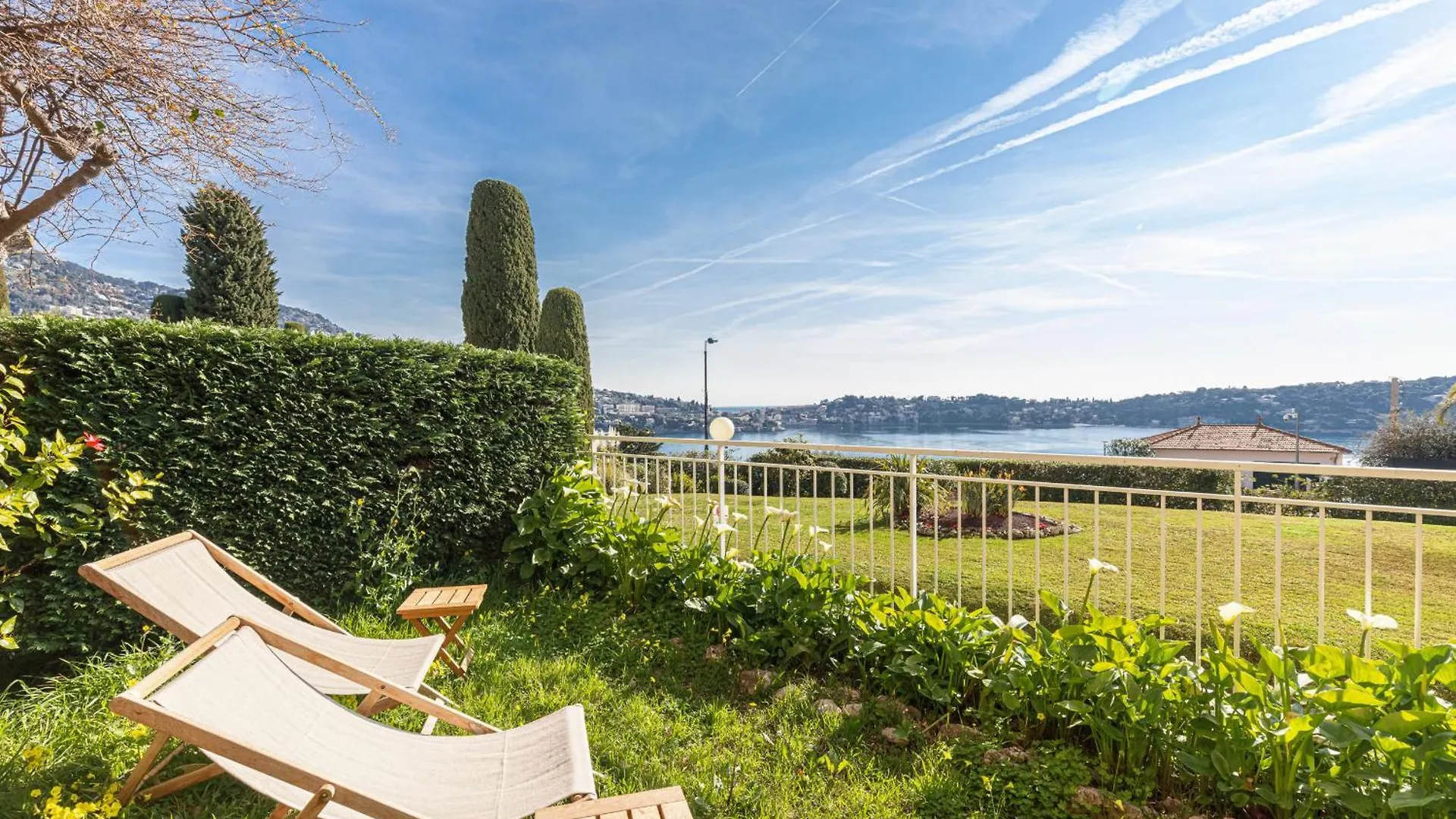 Apartment 2 Bdr Villefranche-Sur-Mer Sea View Parking And Swimming Pool