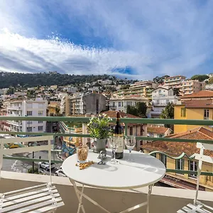  Apartment Feel - De Gaulle -