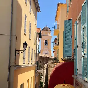  Apartment Charming Near The